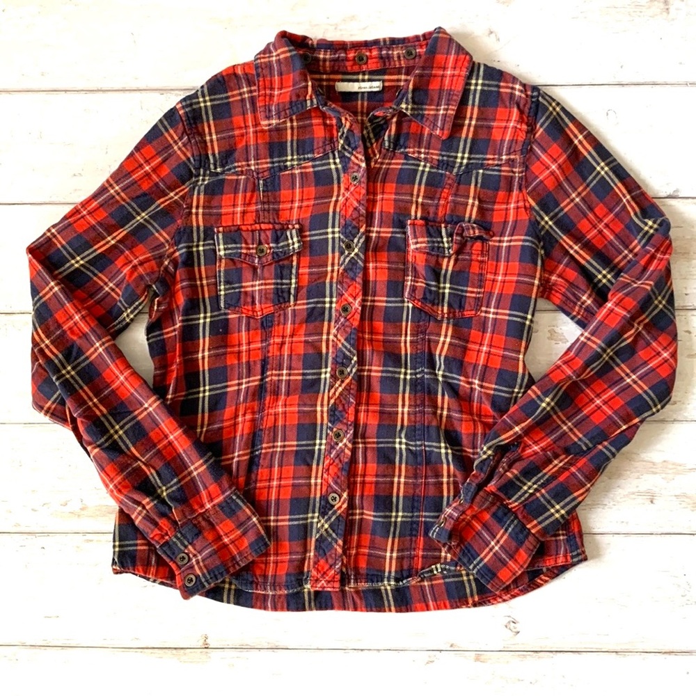 River Island Size S/M Womens Red Navy Blue Plaid Flannel Long Sleeve Shirt Small
